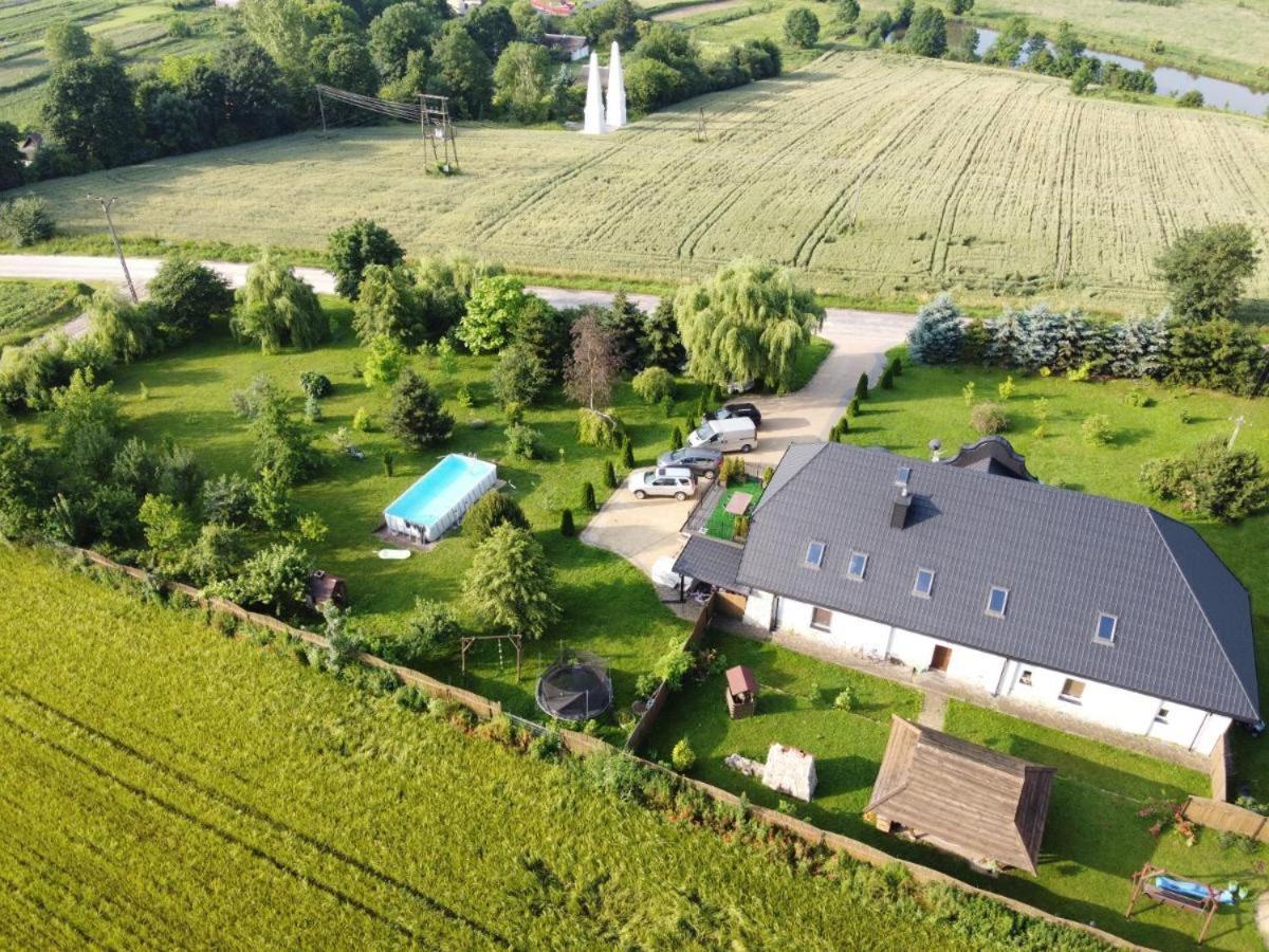 Spichlerz Villa Rachanie Bagian luar foto
